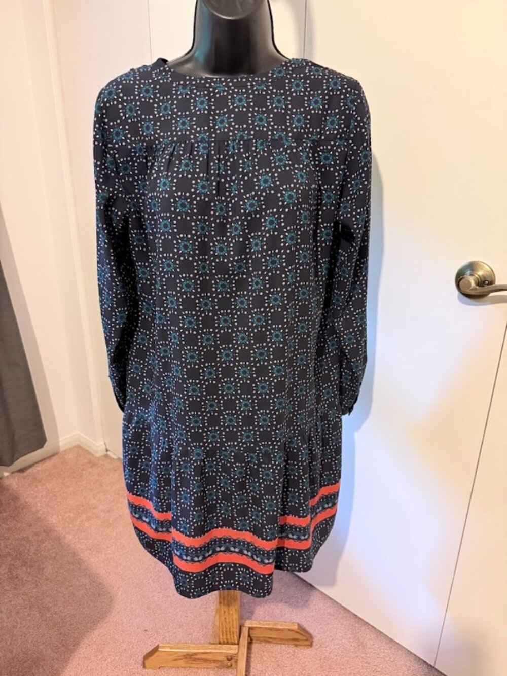 Wmn's Loft Dress